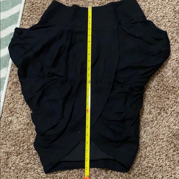 FRENCH CONNECTION Women’s Black Mini Bubble Tulip Hem Pencil Skirt Size 4 NWT - Picture 7 of 9